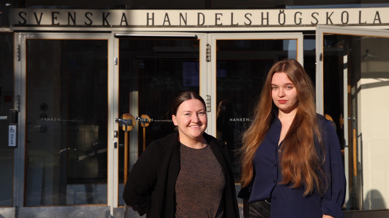 Kayleigh Karinen och Irina Sokolova