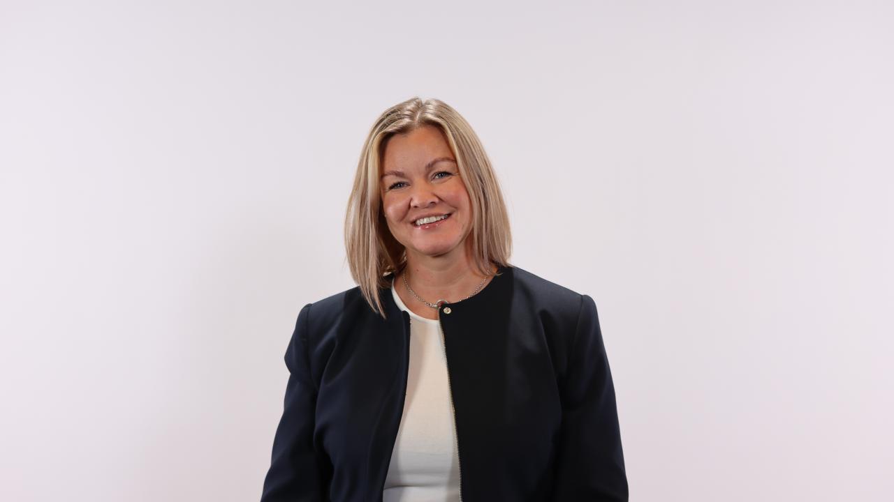 Porträttbild av Nina Ingves från Hanken Business Lab i Vasa.